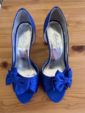 Michaelangelo Cobalt Blue Satin Peep-Toe Heels with Bow Accent